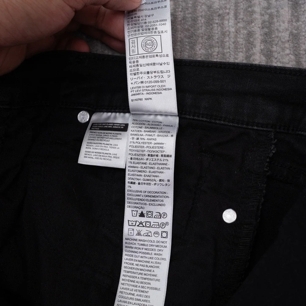 Levis levi 311